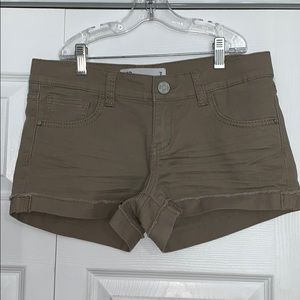 Cuffed Khaki Shorts!